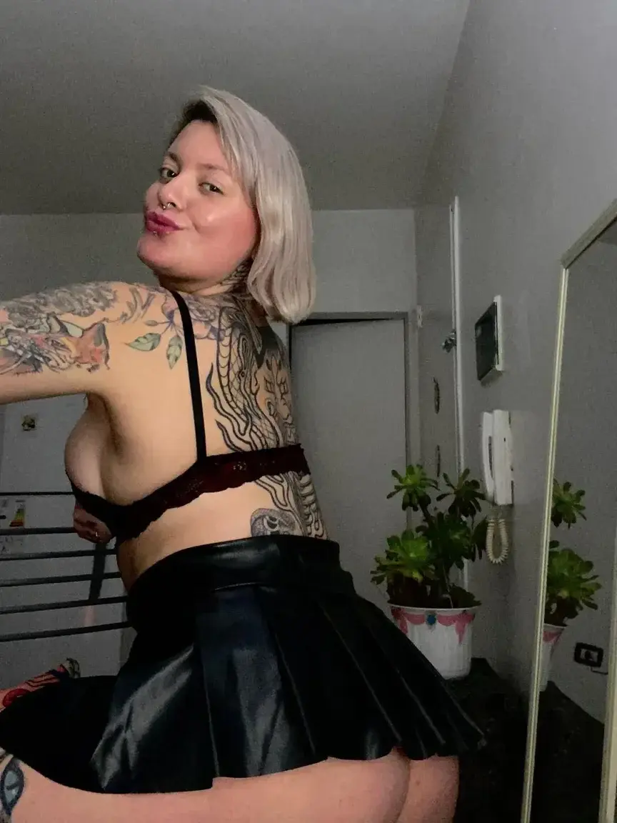 Leak & nude 2 — Madafaak4