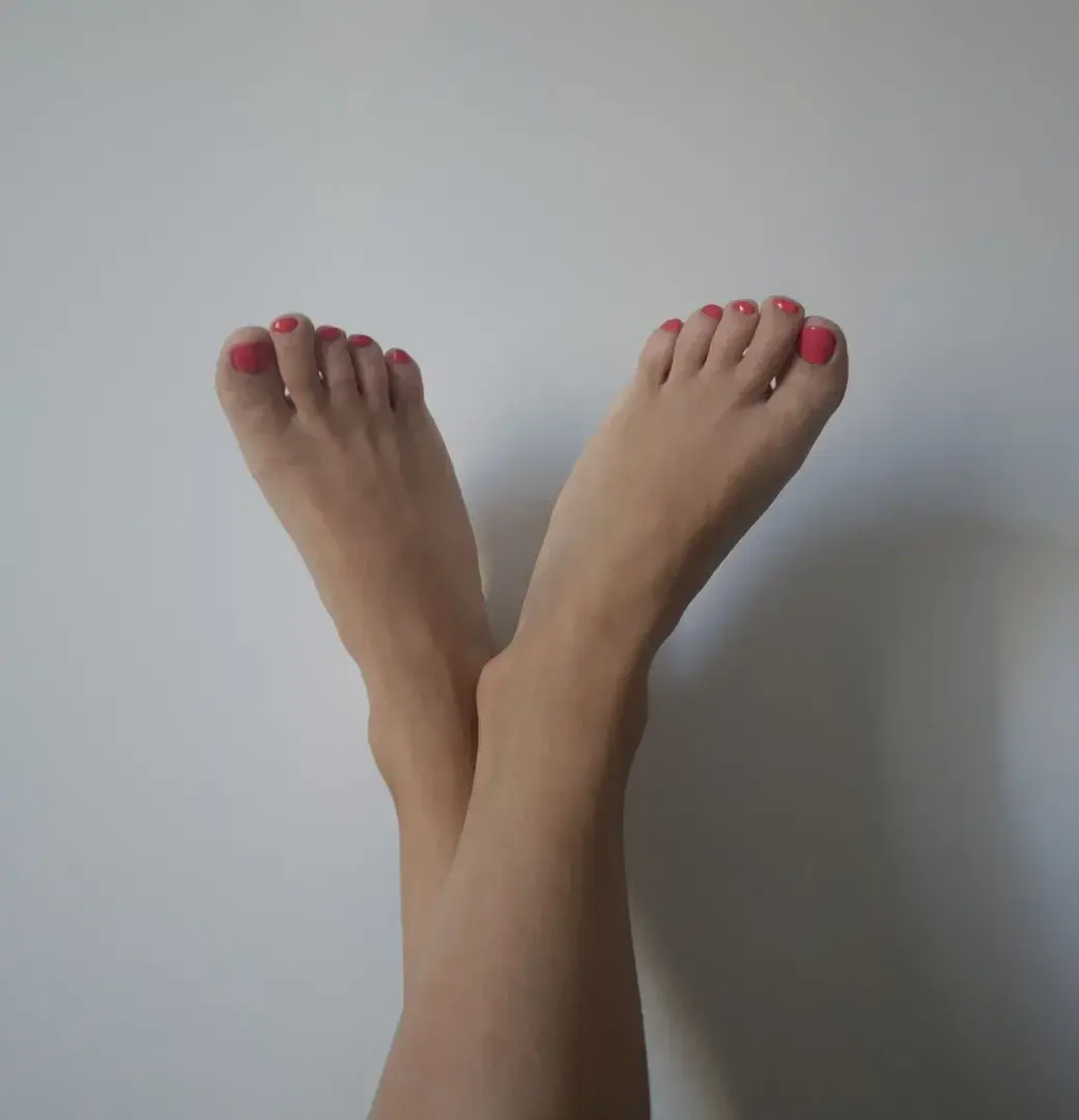 Leak & nude 3 — feet130