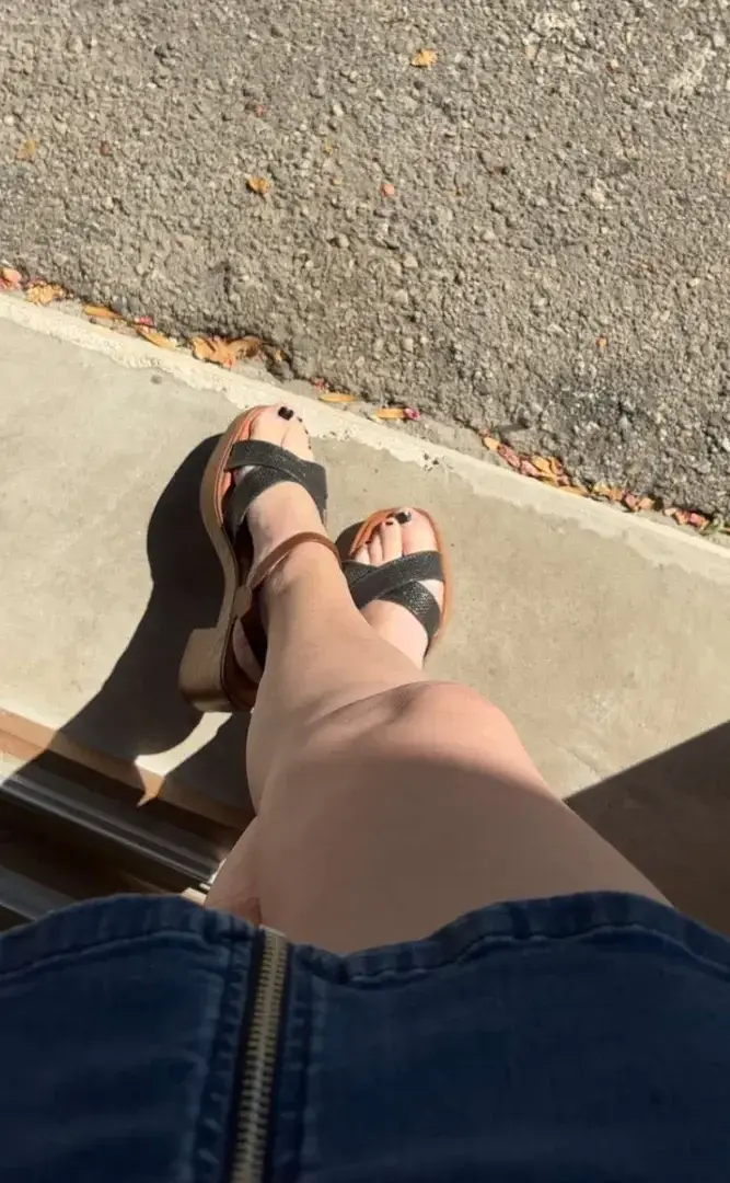 Leak & nude 2 — La_duchesse_