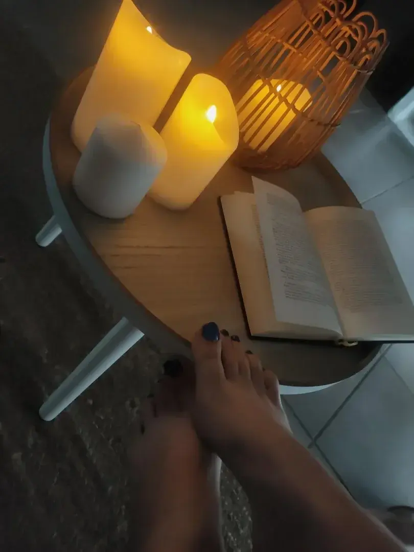 Leak & nude 3 — Elisabethfeet