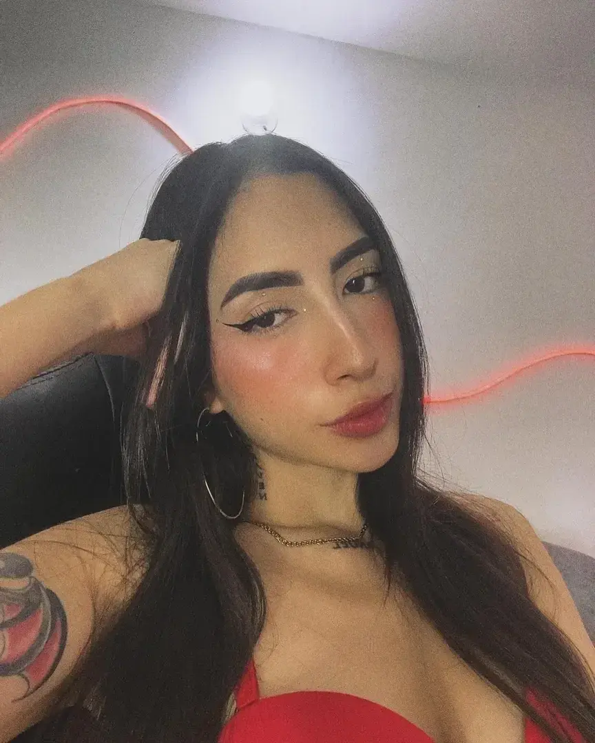 Leak & nude 2 — Angelqueen222