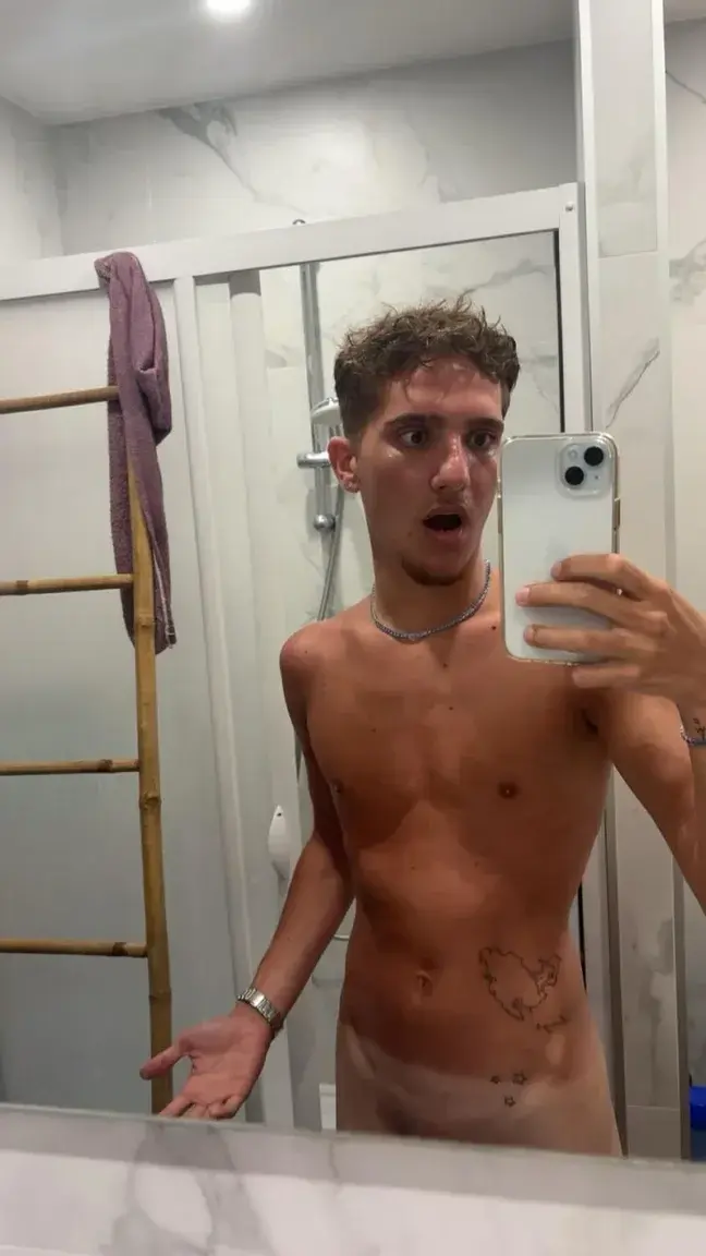 Leak & nude 4 — liam_r