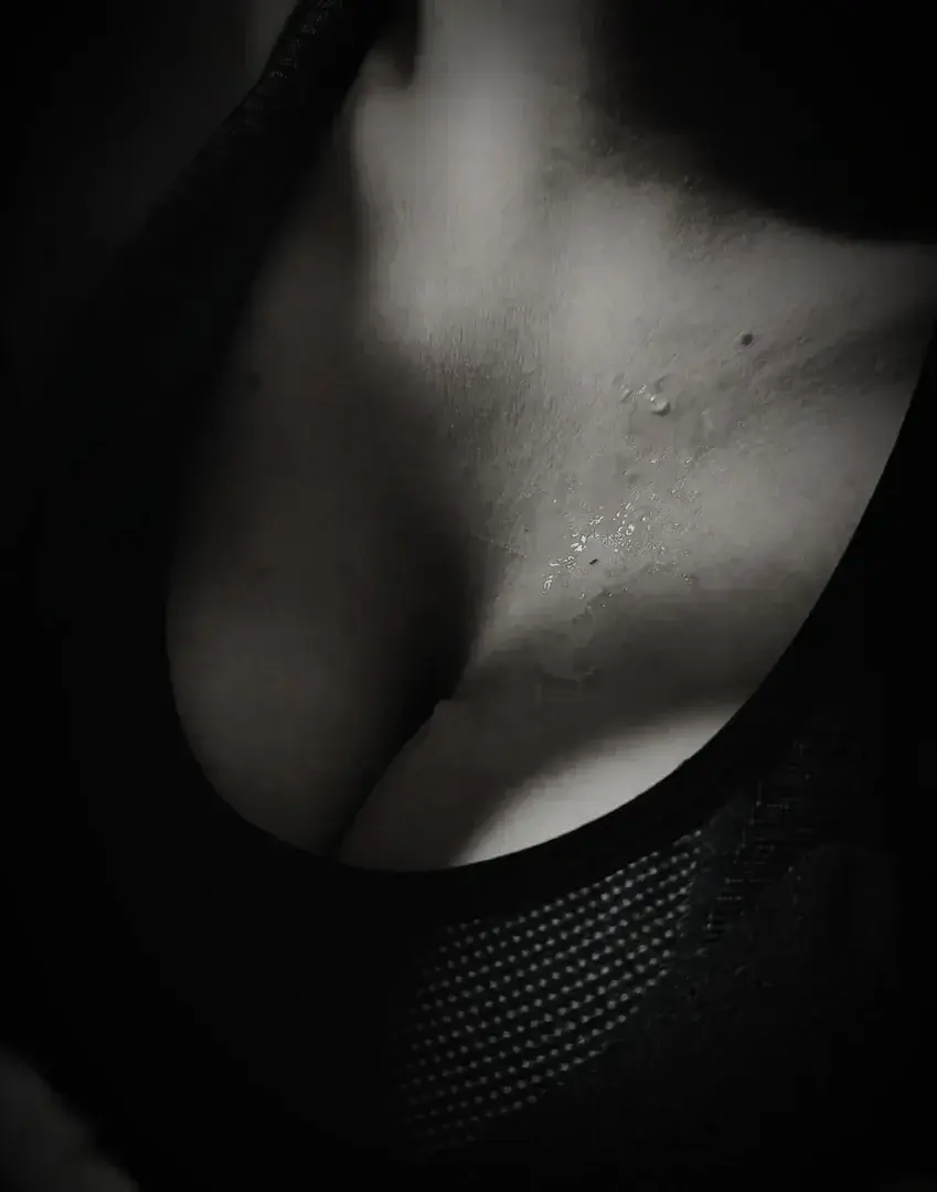 Retrouve plus de contenu #bdsm #bondage #sexy en t'abonnant 🔥🎉Pour fêter mon arrivée sur Mym, l'abonnement à mon compte sera gratuit pendant 1 mois avec le code ANGEL100