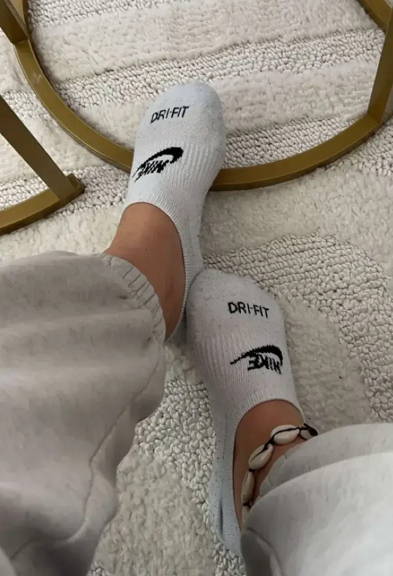 Leak & nude 1 — Les2petits_pieds