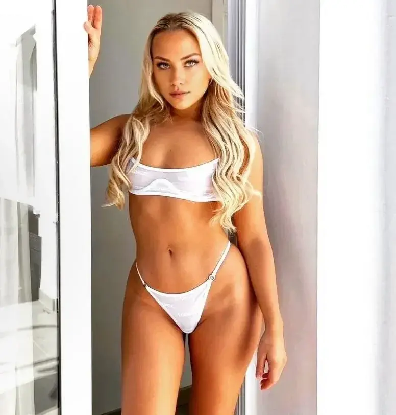 Leak & nude 2 — Antonelladupin01