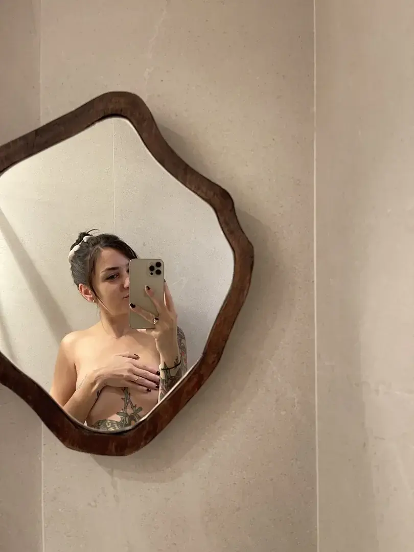 Leak & nude MYM — Xopeaches : « Peaches is still FREE with the code babygirl ❤️🔥✨ I’ll spoil you just right with videos and pictures daily » (MYM)