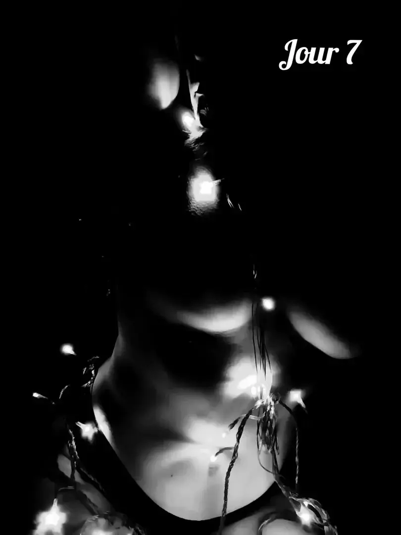 Leak & nude 4 — Lyzzipink