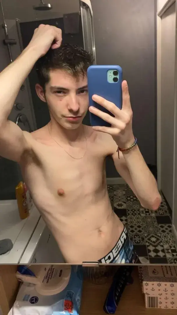 Leak & nude 1 — Lepetitboy12