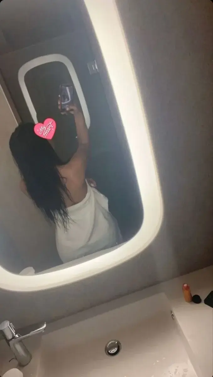 Leak & nude 2 — Miaconti27