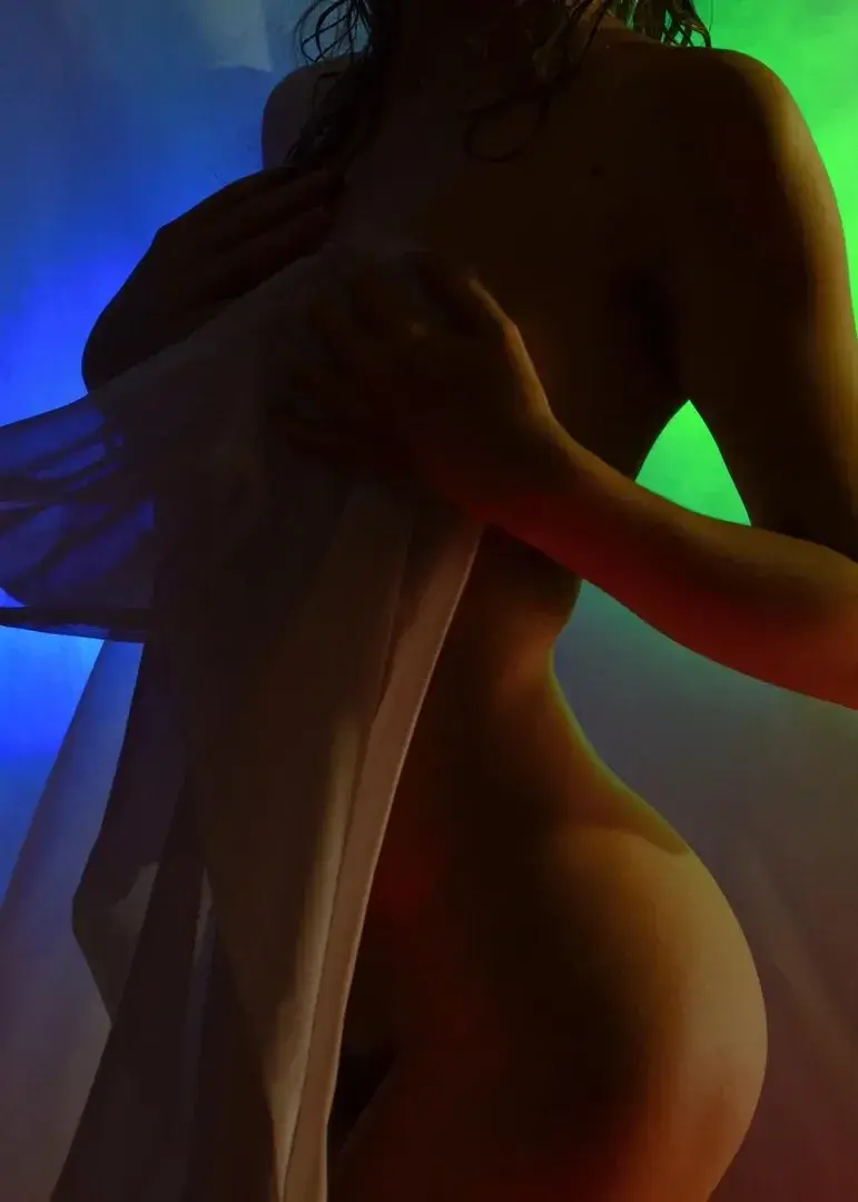 Leak & nude 9 — photographyandlust