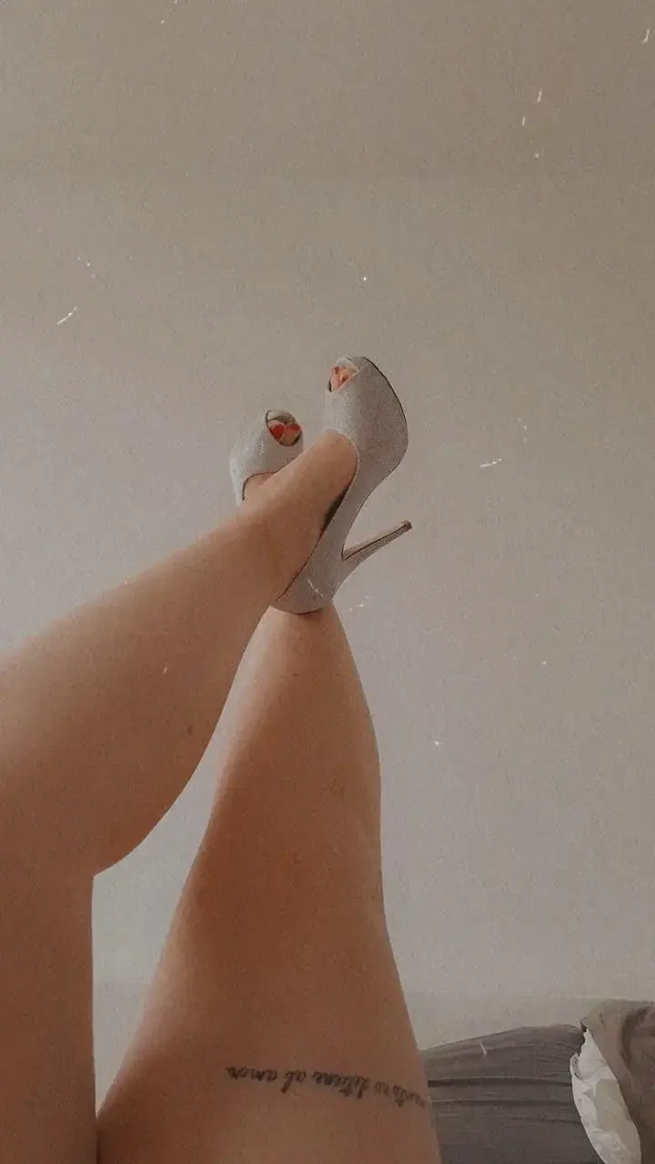 Leak & nude MYM — mamacita_08 : « 🤫 » (MYM)