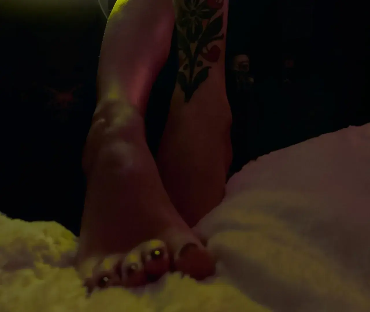 Leak & nude 3 — Noemiexfeet