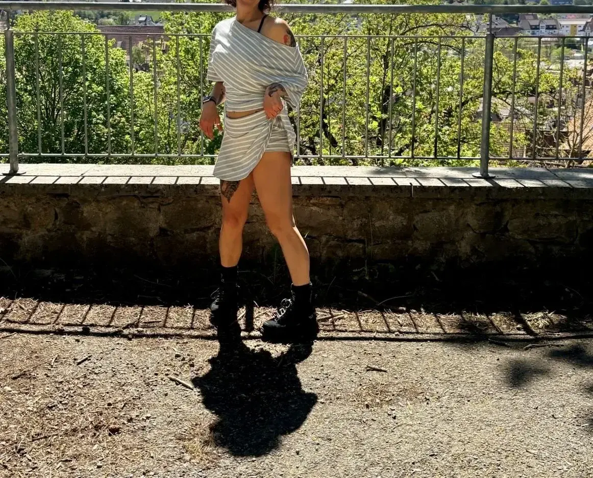 Viens admirer la vue
