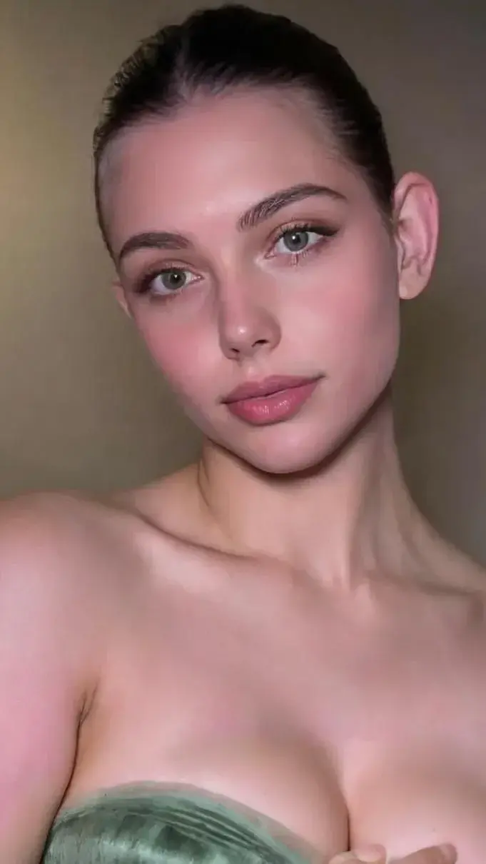 Leak & nude 1 — Mia_night