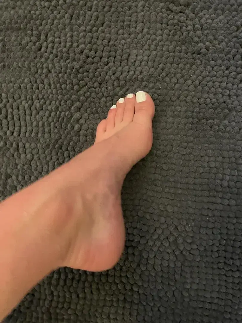 Des requetes precises ? contactez moi#feet #foot #pieds