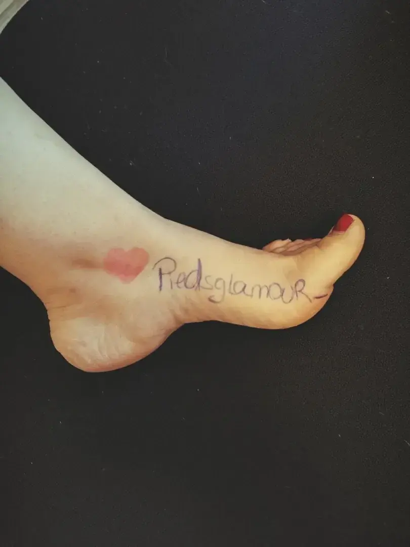 Leak & nude 3 — Piedsglamour_