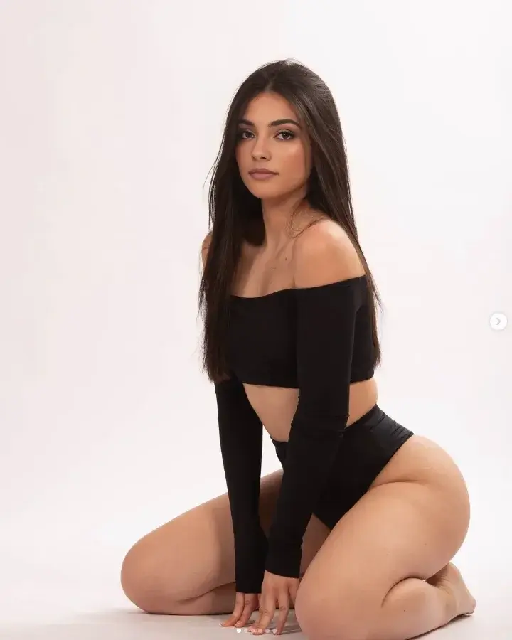 Leak & nude 1 — Adelinamym