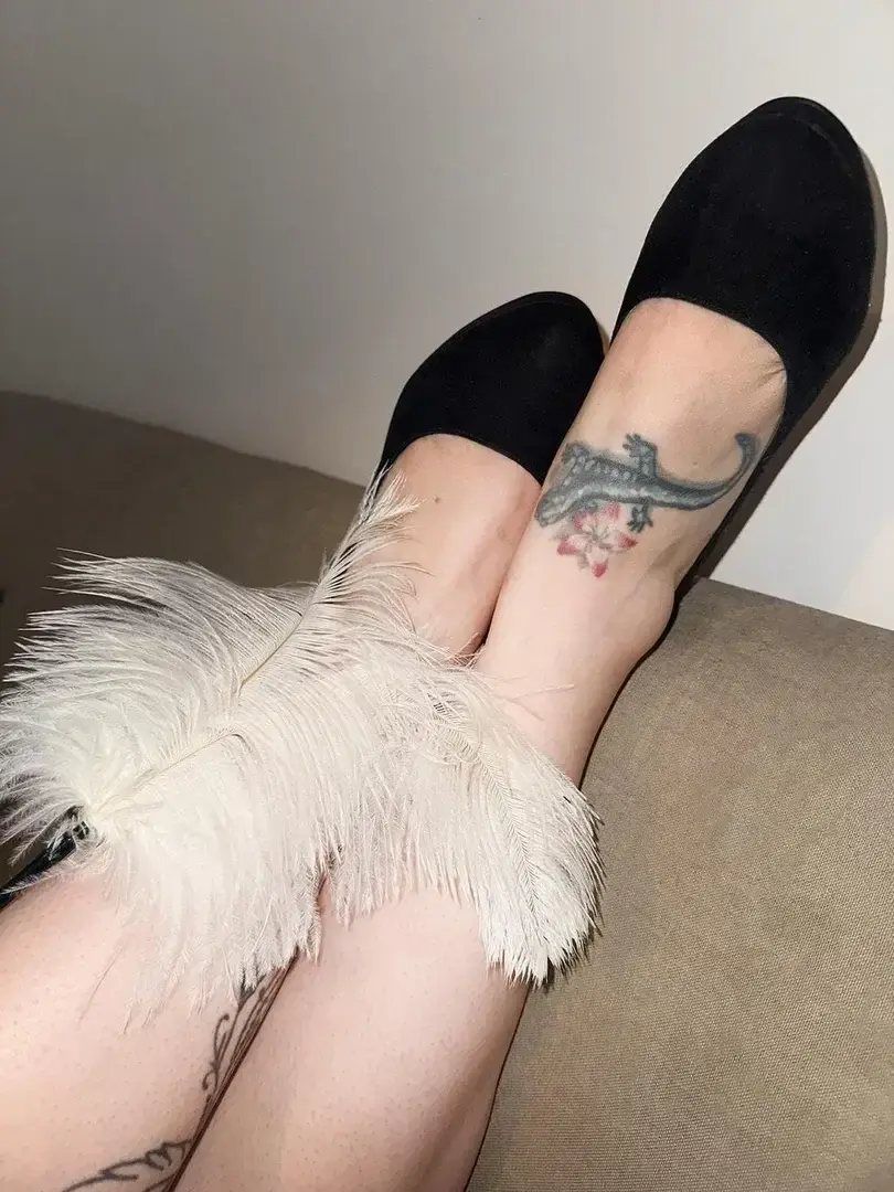 Leak & nude 2 — Naniemcfeet