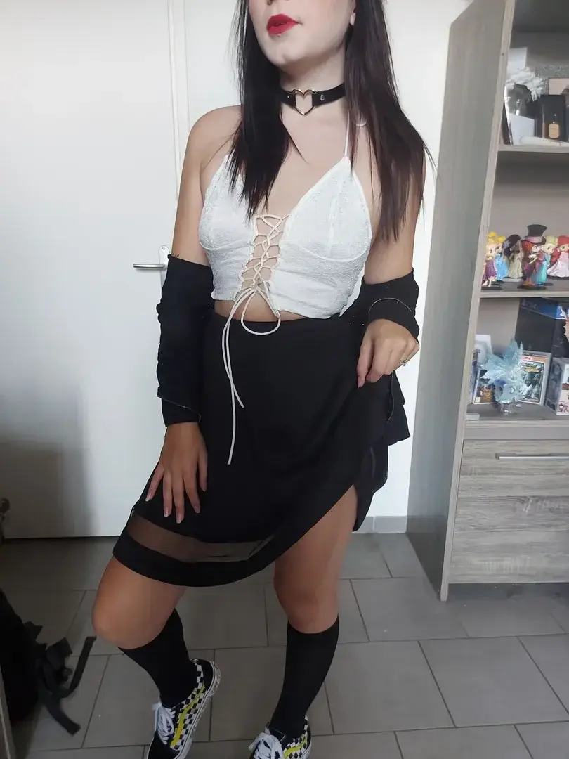 Leak & nude 3 — Julie_feet