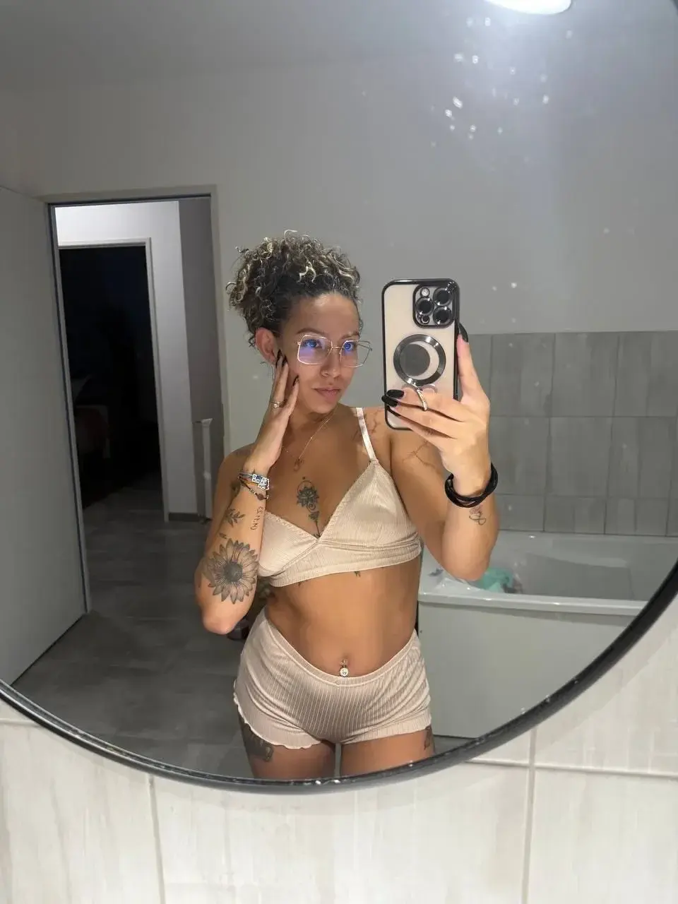 Leak & nude 13 — Leana_bge