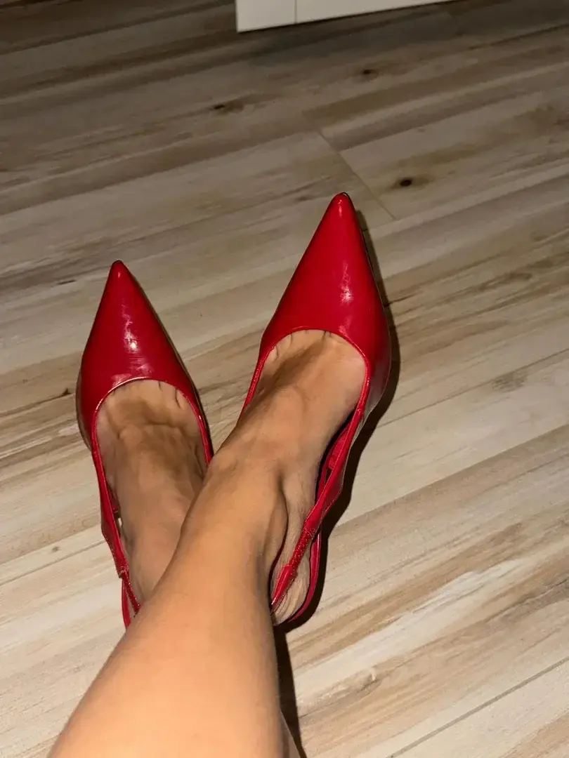 Leak & nude 1 — Lovelyfeetxxx