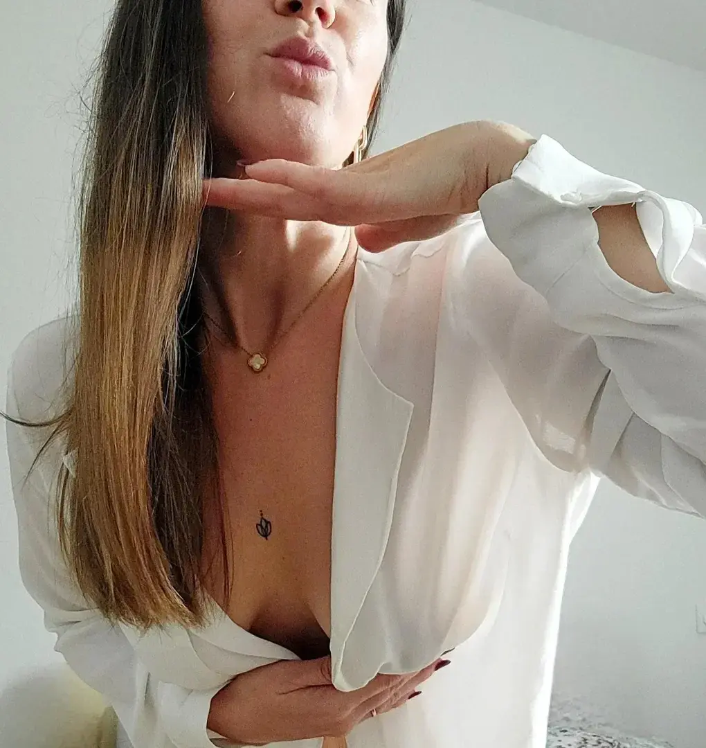 Leak & nude 5 — Selene14