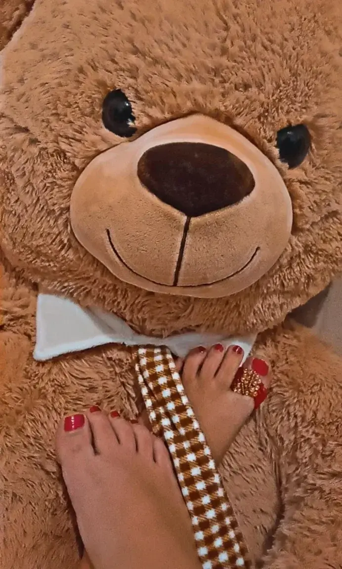 Leak & nude 1 — Feetloversandmores