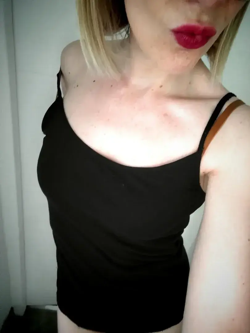 Leak & nude 3 — Delice_cat