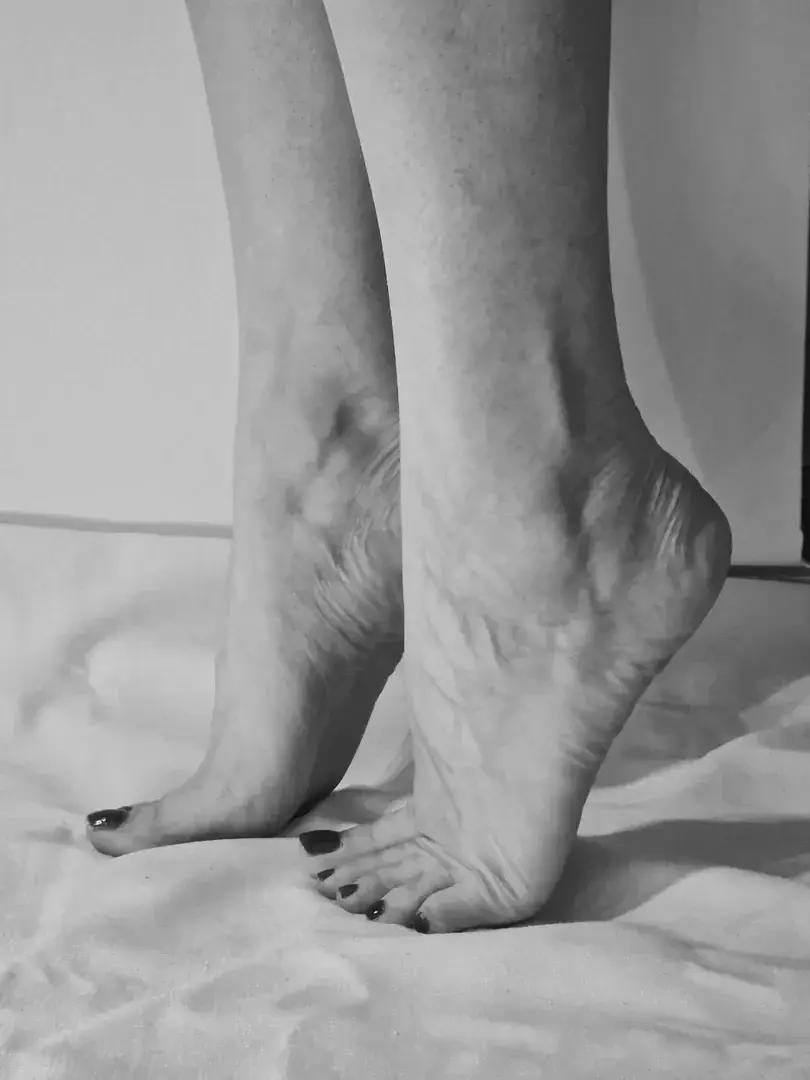 Leak & nude 2 — Feetofl0ove