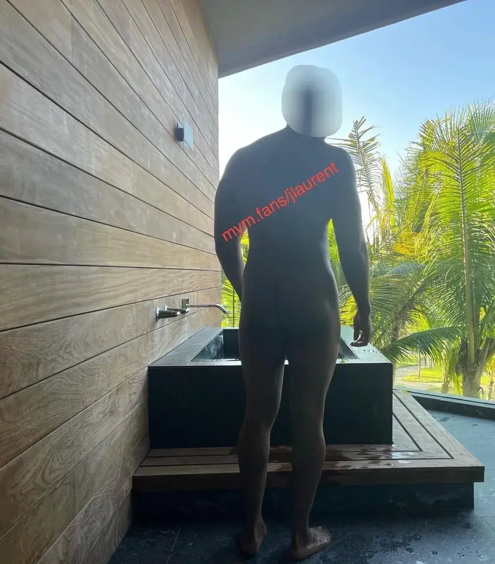 Leak & nude 1 — Jlaurent