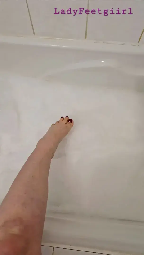 Leak & nude 11 — Ladyfeetgiirl