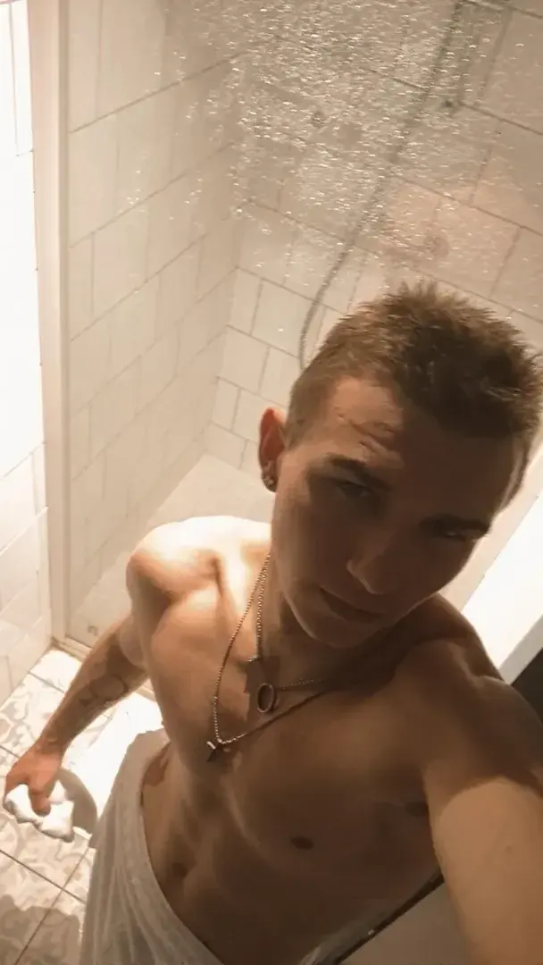 Leak & nude 2 — Louccas34200