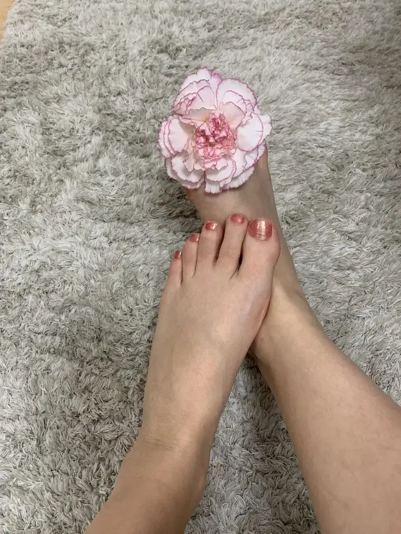 Leak & nude 2 — Lovelyfoot92