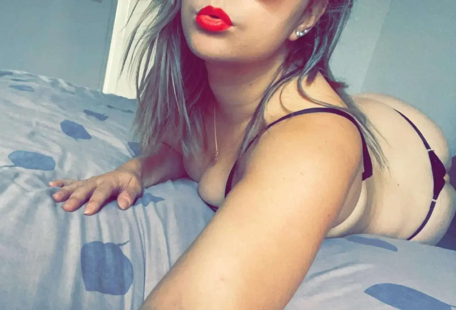 Leak & nude 4 — Locaa_girl