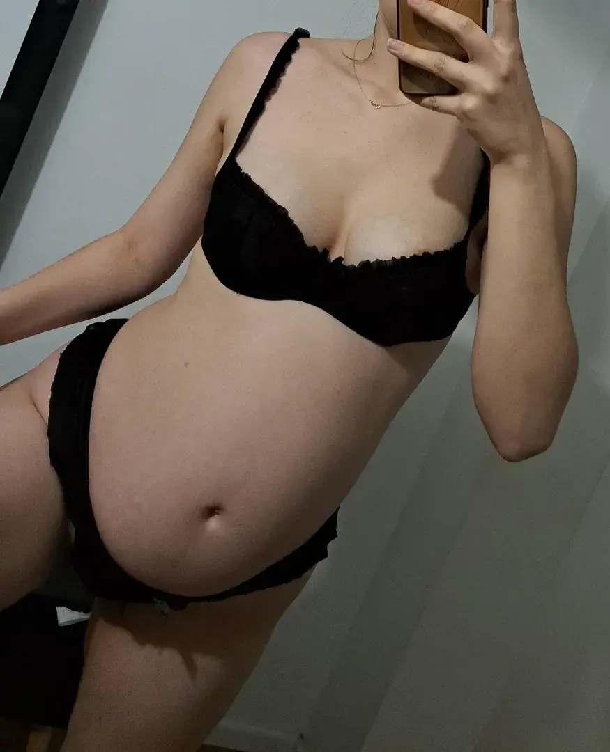 Leak & nude 20 — alicia699