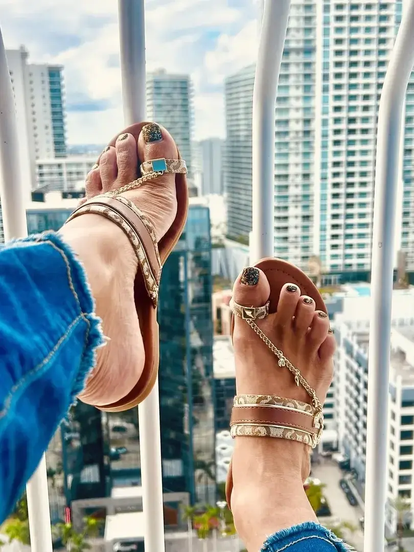 Leak & nude 5 — Sunonfeet
