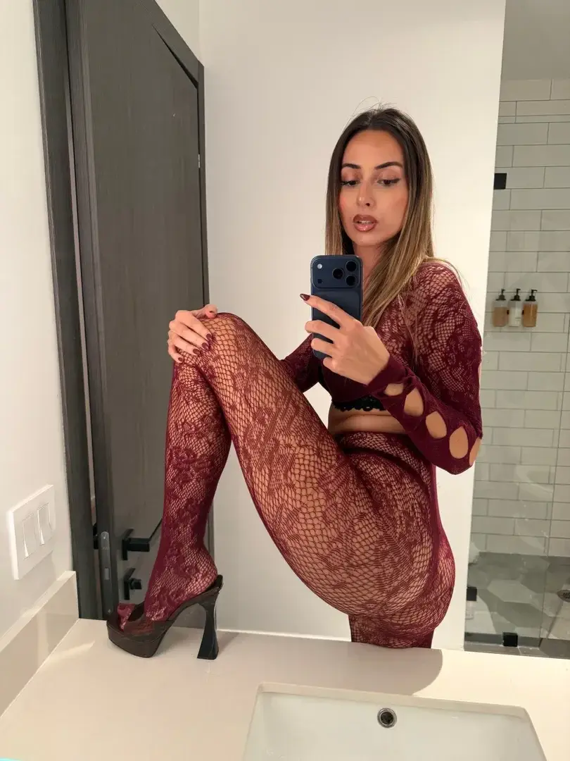 Leak public de Tiffanyana — « Tu cliques ou tu imagines » (nude) sur MYM