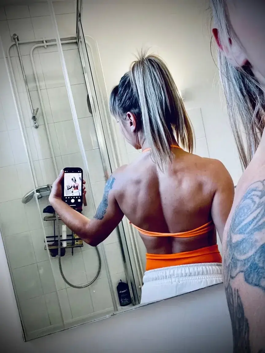 Leak & nude 1 — Charlyse_