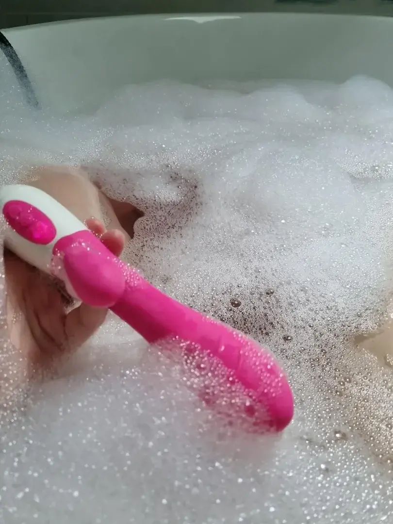 Leak & nude 10 — Laatinavela