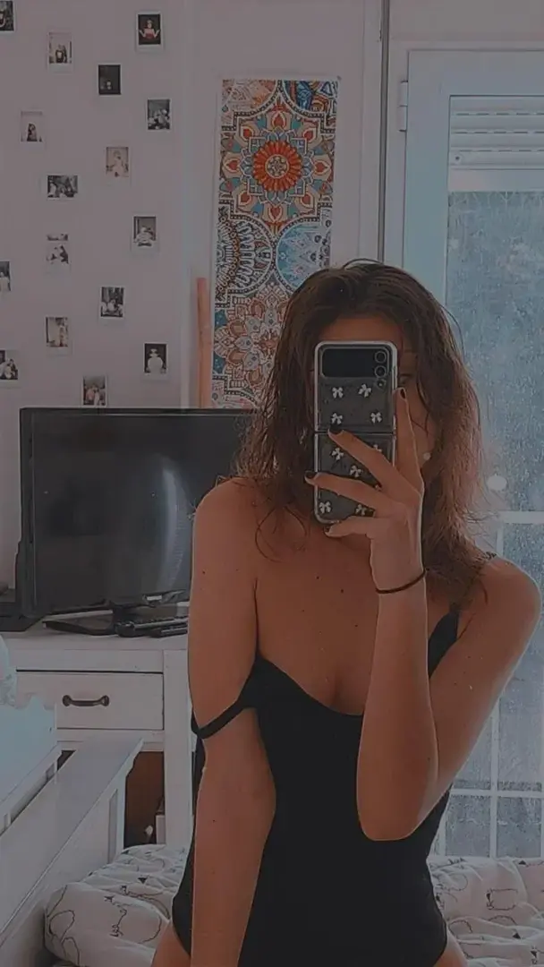 Leak & nude 1 — Broniszewski