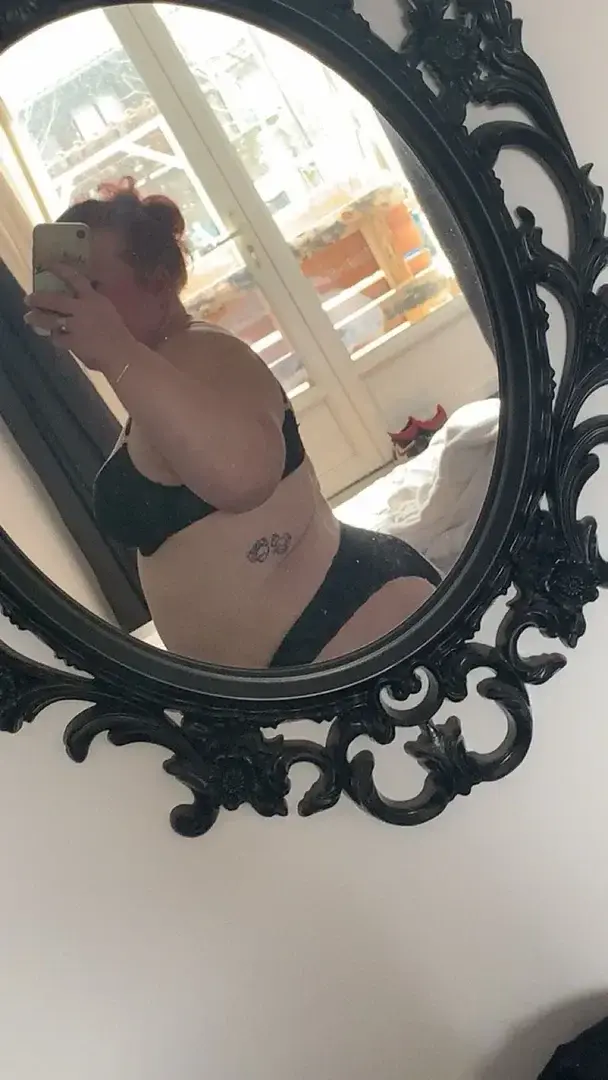 Leak & nude 4 — Red_milf