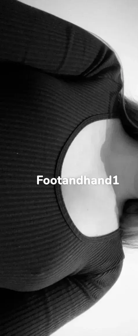Leak & nude 8 — Footandhand