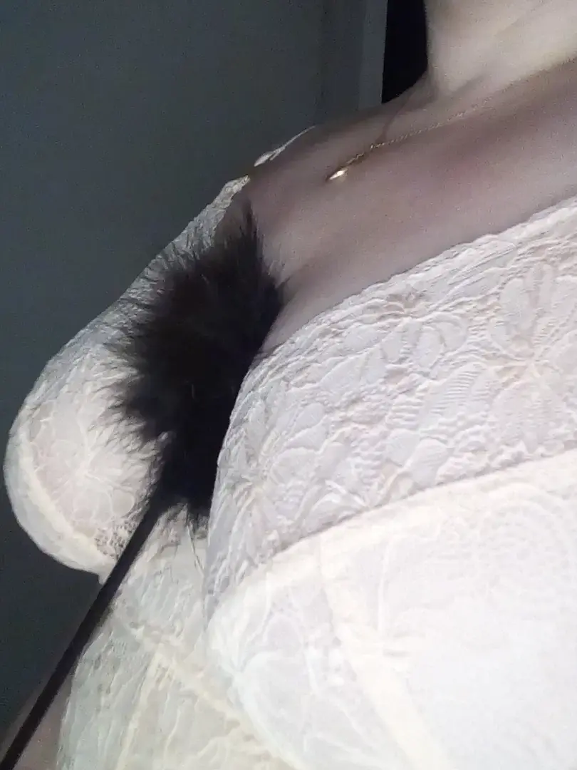 Leak & nude 2 — Plumebleu