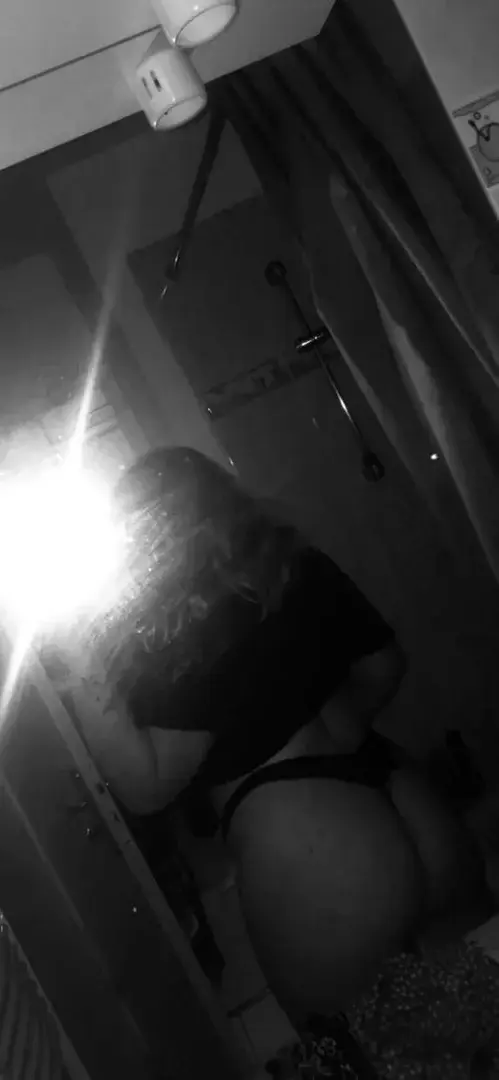 Leak & nude 2 — Candy_dolly