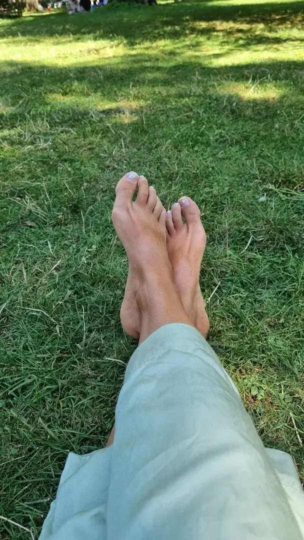 Leak & nude 1 — fourfeetlesb