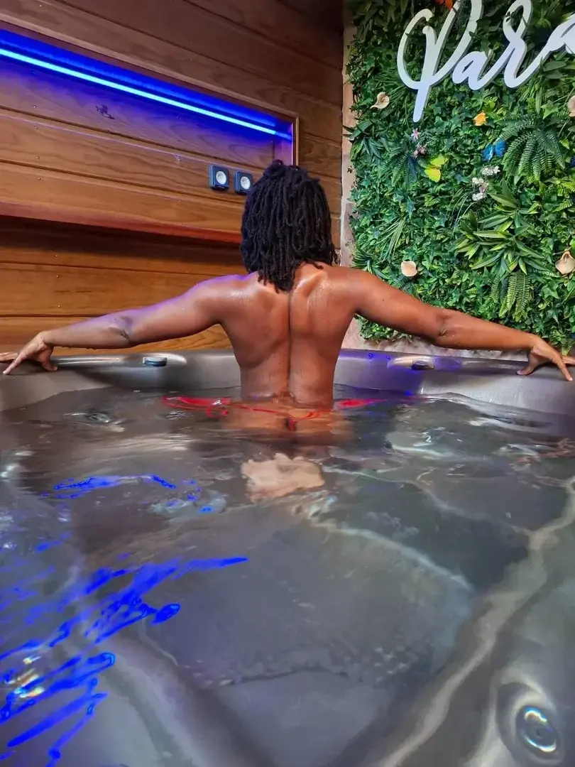 Leak & nude 1 — Aster_Diamonia