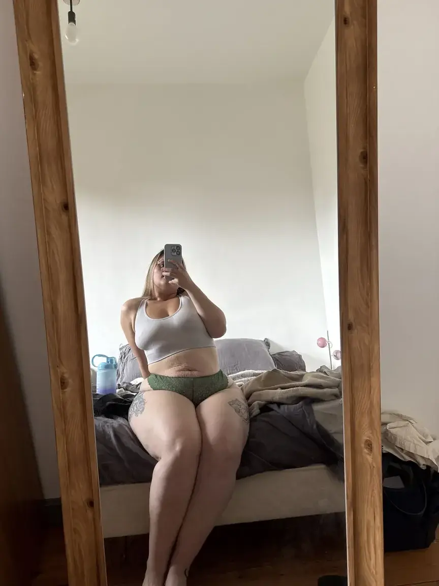 Leak & nude 7 — Suzy_curvy
