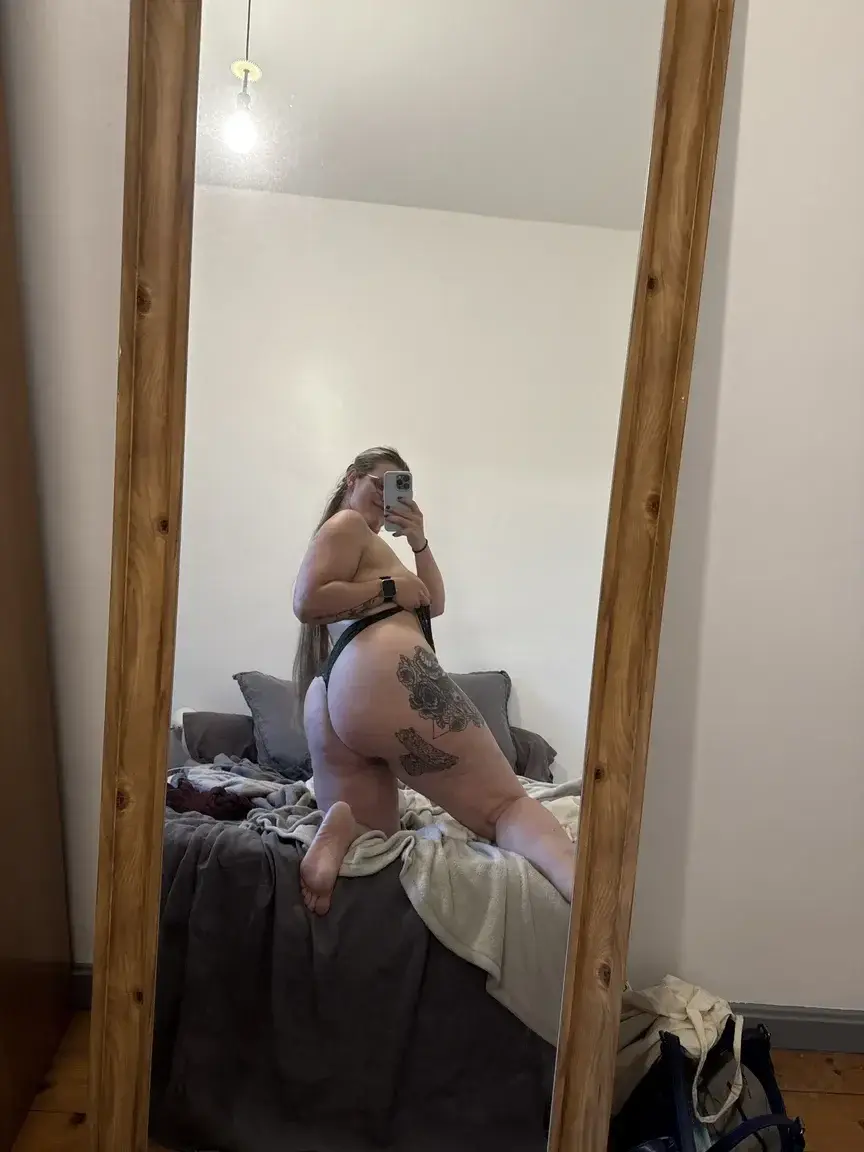 Leak & nude 9 — Suzy_curvy