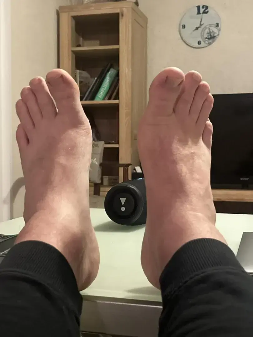 Leak & nude 4 — Validatedbymyfeet