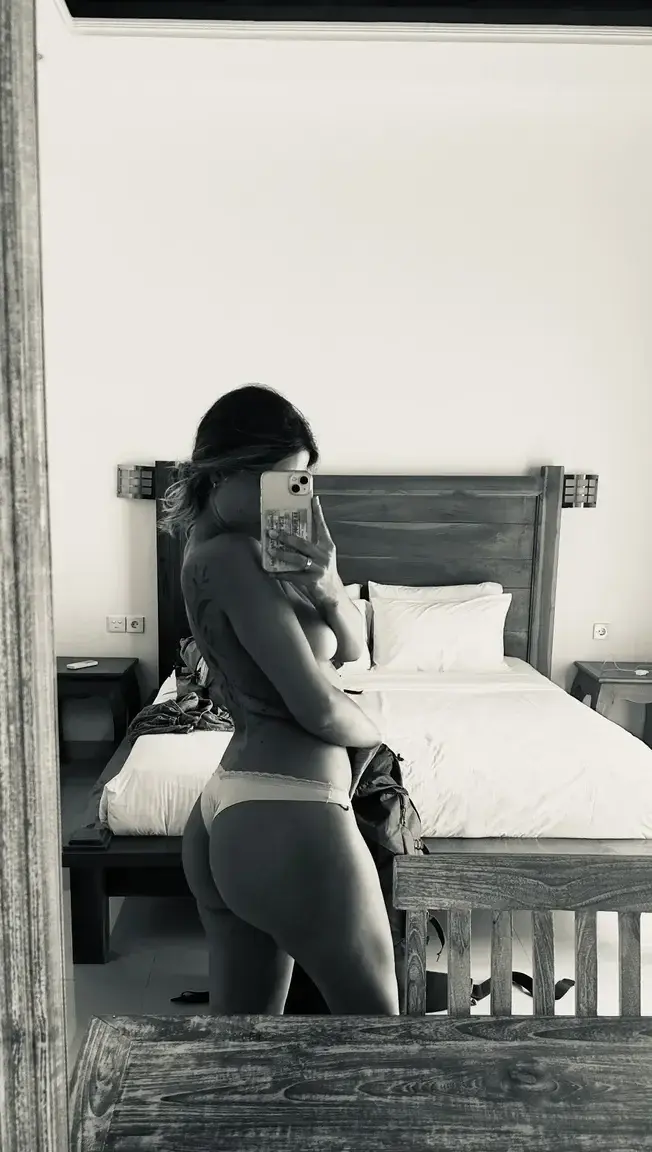 Leak & nude 1 — Emilie_xo